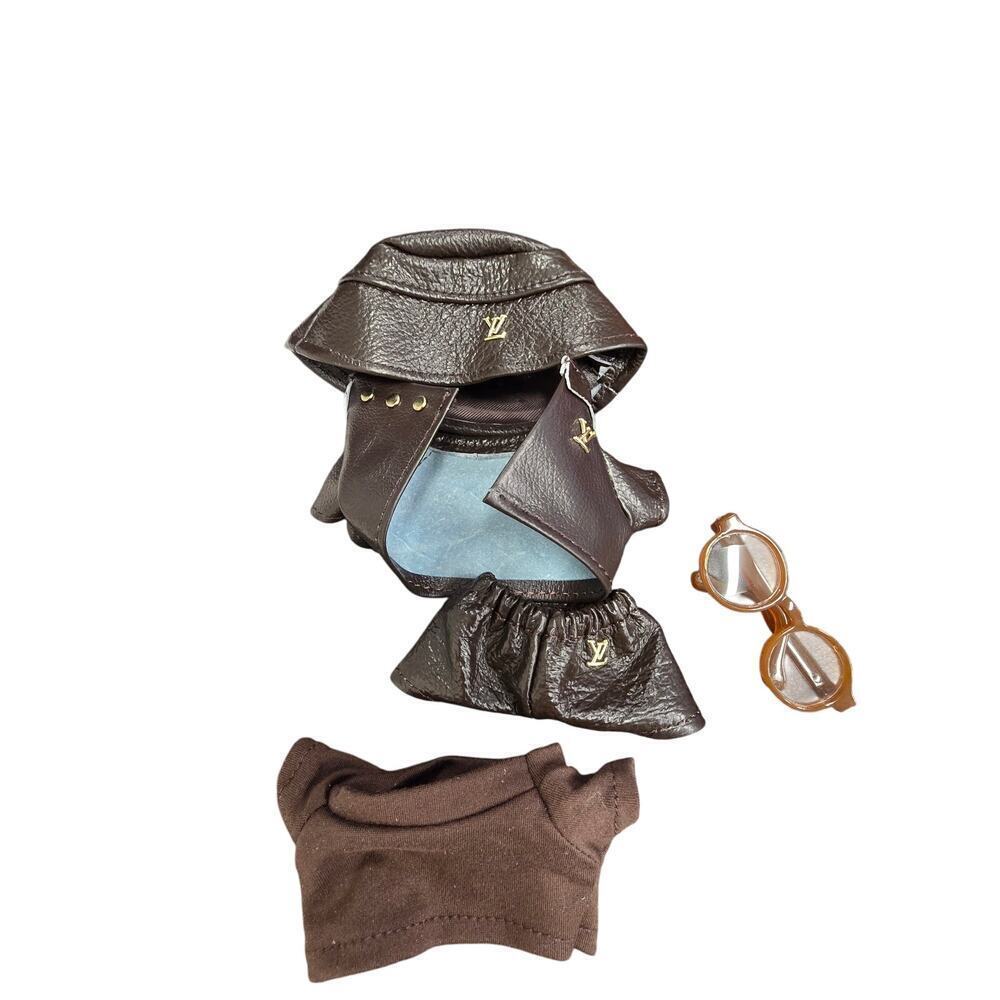 Fashion Labubu outfit - Picture 3 of 4